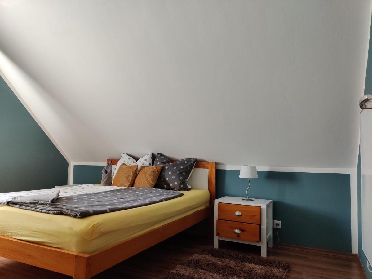 Villa Italia Guest House Siofok Bagian luar foto