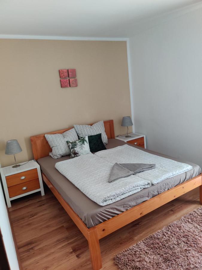 Villa Italia Guest House Siofok Bagian luar foto